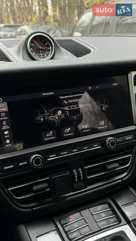 Внедорожник / Кроссовер Porsche Macan 2019 в Хмельницком