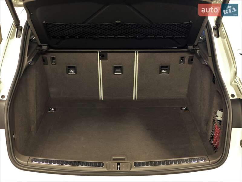 Внедорожник / Кроссовер Porsche Macan 2017 в Киеве фото 18 Внедорожник / Кроссовер Porsche Macan 2017 в Киеве