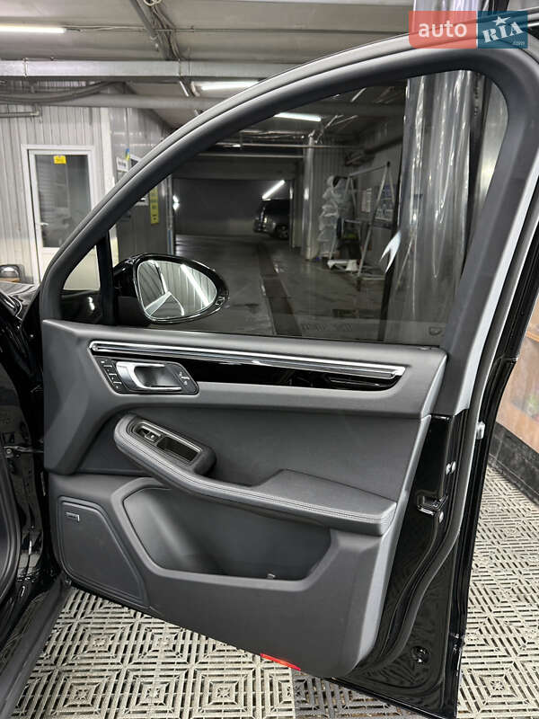 Позашляховик / Кросовер Porsche Macan 2022 в Києві фото 14 Позашляховик / Кросовер Porsche Macan 2022 в Києві