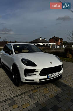 Позашляховик / Кросовер Porsche Macan 2020 в Дніпрі