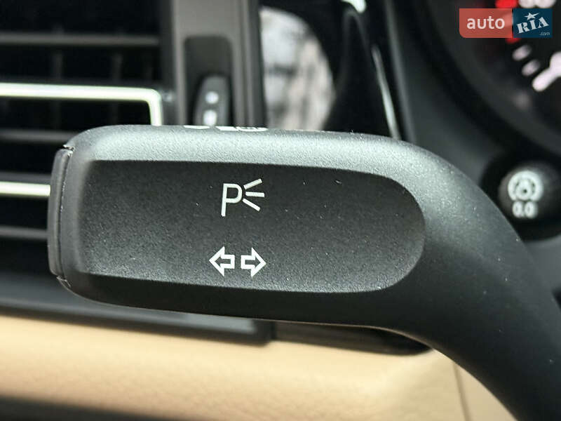 Внедорожник / Кроссовер Porsche Macan 2023 в Киеве фото 67 Внедорожник / Кроссовер Porsche Macan 2023 в Киеве