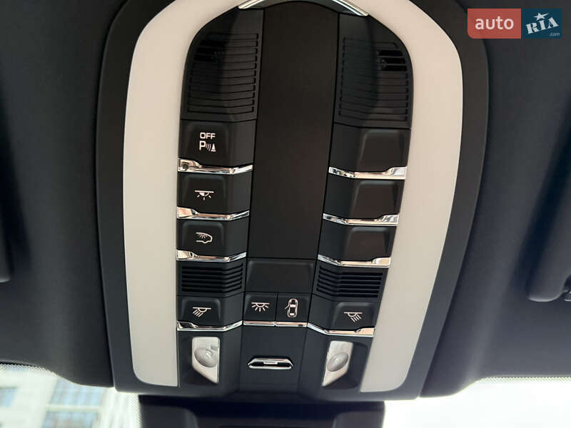 Внедорожник / Кроссовер Porsche Macan 2023 в Киеве фото 73 Внедорожник / Кроссовер Porsche Macan 2023 в Киеве