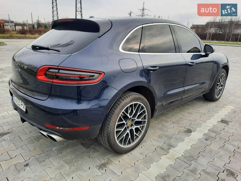 Внедорожник / Кроссовер Porsche Macan 2016 в Ирпене