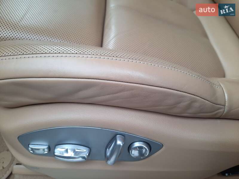 Внедорожник / Кроссовер Porsche Macan 2016 в Ирпене