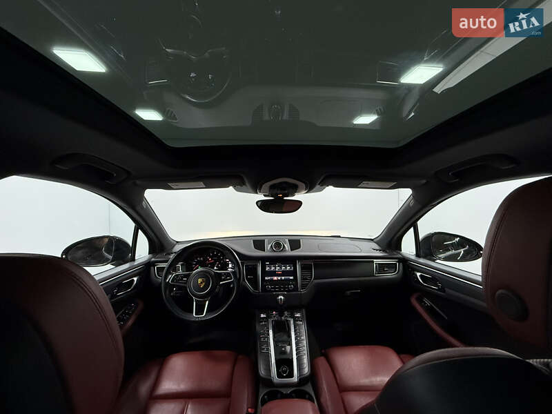 Позашляховик / Кросовер Porsche Macan 2018 в Одесі