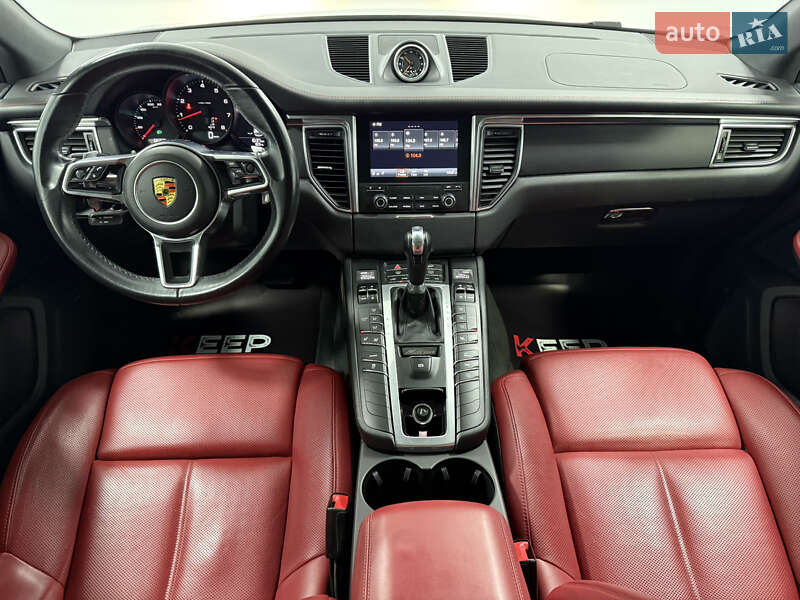 Позашляховик / Кросовер Porsche Macan 2018 в Одесі
