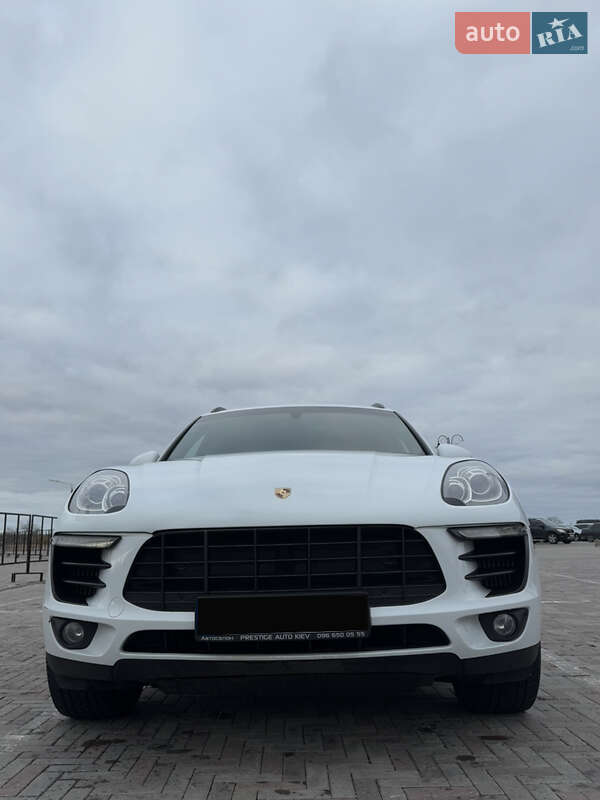 Позашляховик / Кросовер Porsche Macan 2015 в Харкові