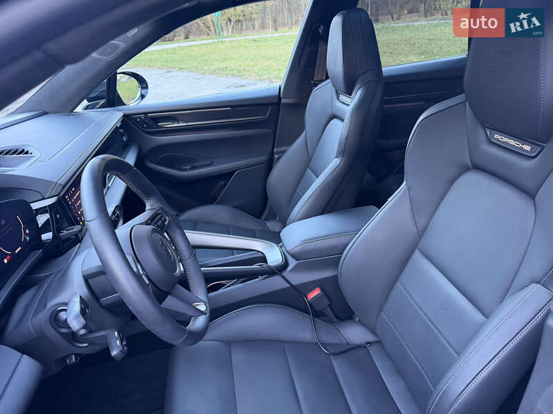 Внедорожник / Кроссовер Porsche Macan 2025 в Львове