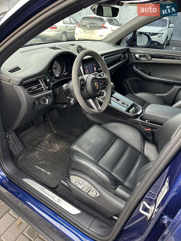 Позашляховик / Кросовер Porsche Macan 2023 в Києві