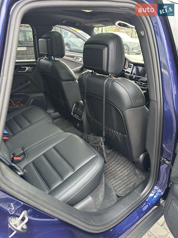 Позашляховик / Кросовер Porsche Macan 2023 в Києві