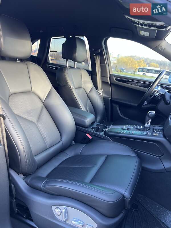 Позашляховик / Кросовер Porsche Macan 2016 в Вінниці фото 46 Позашляховик / Кросовер Porsche Macan 2016 в Вінниці