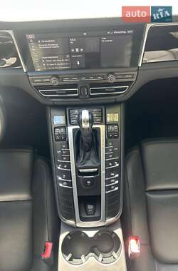 Внедорожник / Кроссовер Porsche Macan 2019 в Киеве