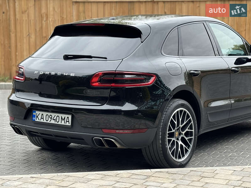 Внедорожник / Кроссовер Porsche Macan 2015 в Киеве