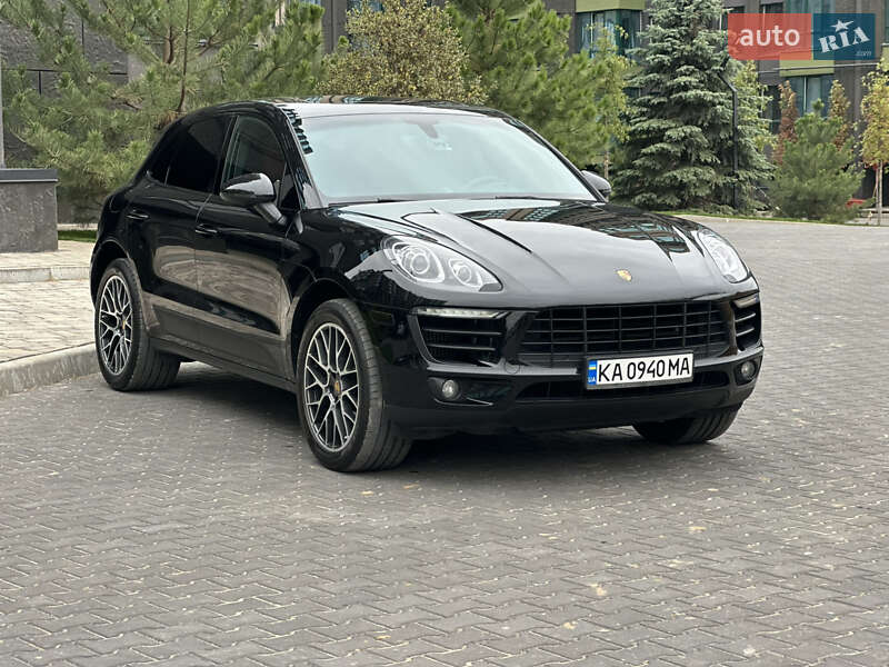Внедорожник / Кроссовер Porsche Macan 2015 в Киеве