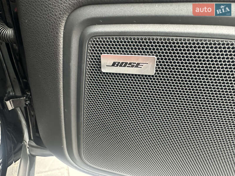 Внедорожник / Кроссовер Porsche Macan 2015 в Киеве