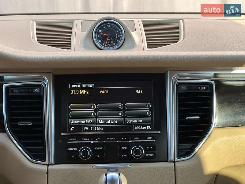 Позашляховик / Кросовер Porsche Macan 2015 в Львові