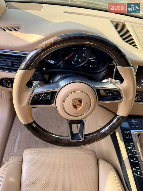 Внедорожник / Кроссовер Porsche Macan 2017 в Киеве фото 16 Внедорожник / Кроссовер Porsche Macan 2017 в Киеве