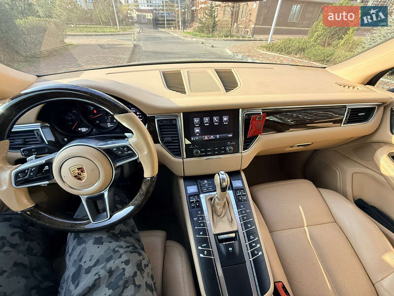 Внедорожник / Кроссовер Porsche Macan 2017 в Киеве фото 22 Внедорожник / Кроссовер Porsche Macan 2017 в Киеве