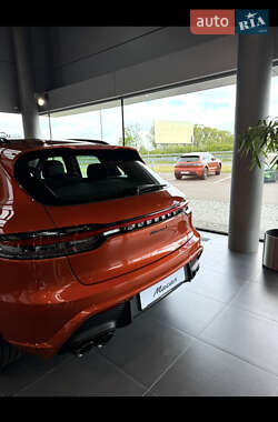Позашляховик / Кросовер Porsche Macan 2022 в Києві