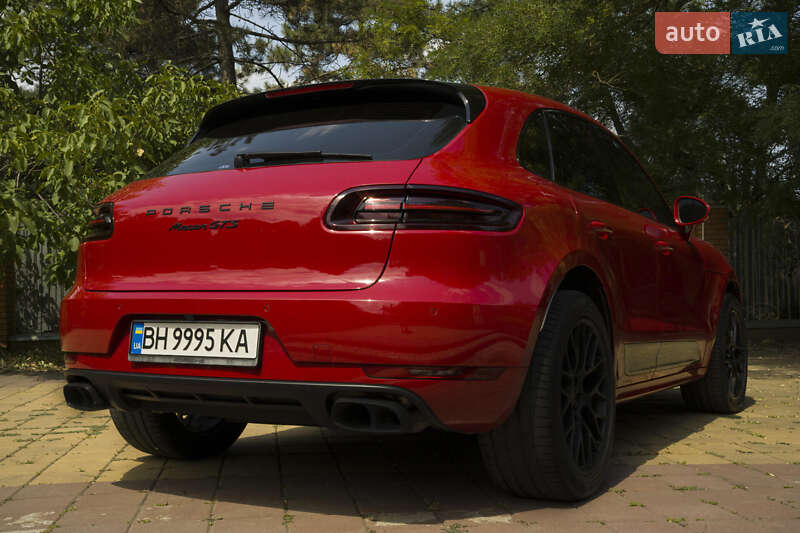 Позашляховик / Кросовер Porsche Macan 2017 в Одесі