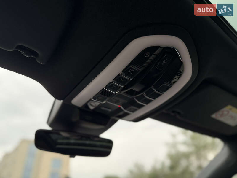 Позашляховик / Кросовер Porsche Macan 2020 в Львові