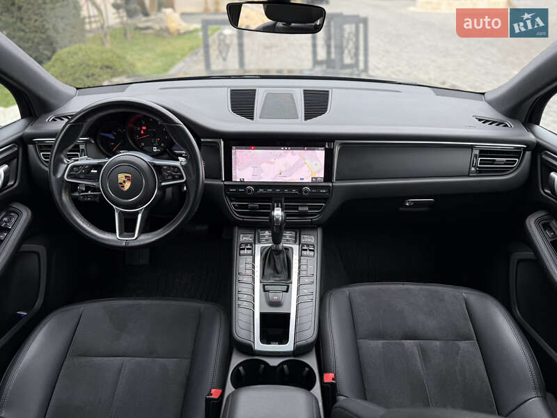 Позашляховик / Кросовер Porsche Macan 2020 в Львові