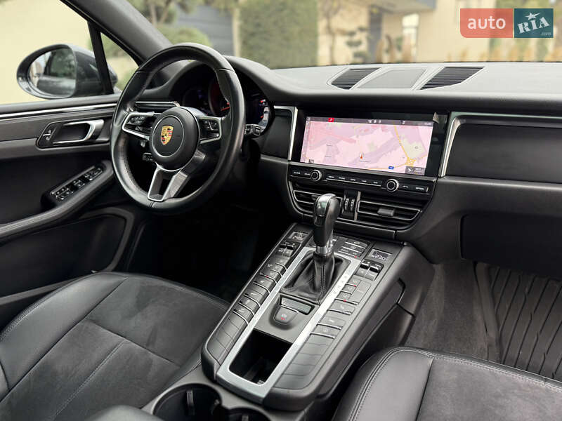 Позашляховик / Кросовер Porsche Macan 2020 в Львові