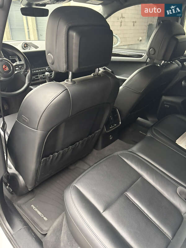 Позашляховик / Кросовер Porsche Macan 2021 в Запоріжжі фото 7 Позашляховик / Кросовер Porsche Macan 2021 в Запоріжжі