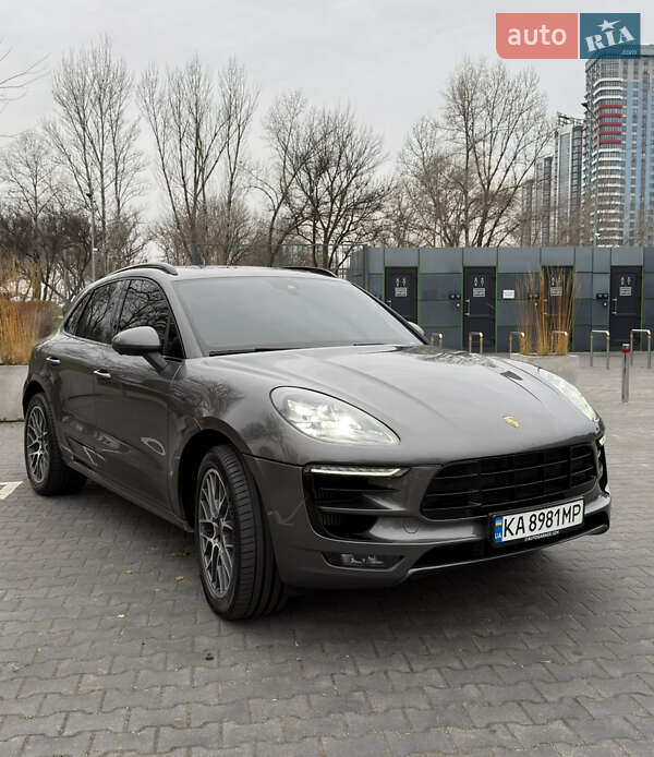 Позашляховик / Кросовер Porsche Macan 2016 в Києві