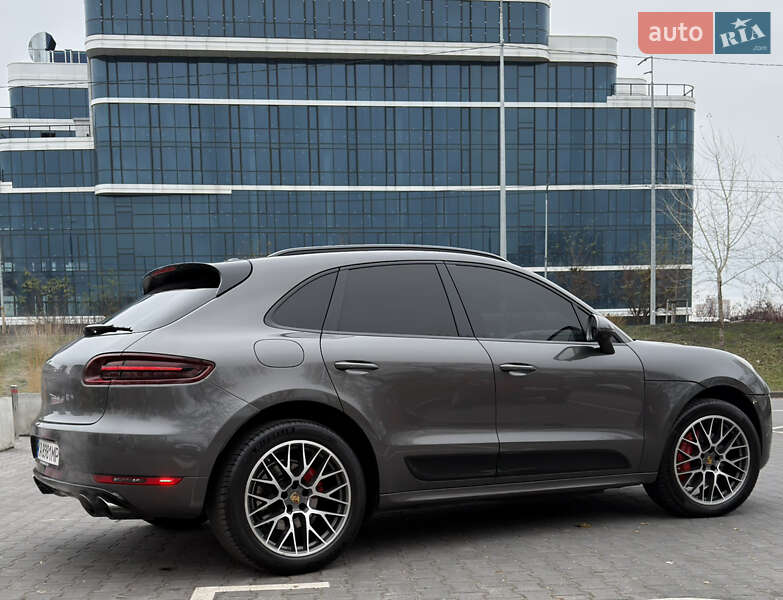 Позашляховик / Кросовер Porsche Macan 2016 в Києві