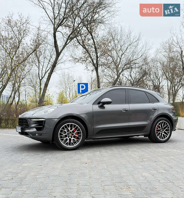 Позашляховик / Кросовер Porsche Macan 2016 в Києві