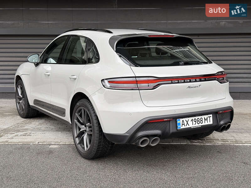 Позашляховик / Кросовер Porsche Macan 2022 в Києві