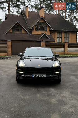 Внедорожник / Кроссовер Porsche Macan 2015 в Чернигове
