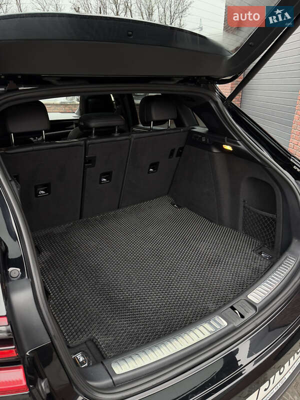 Позашляховик / Кросовер Porsche Macan 2015 в Хмельницькому