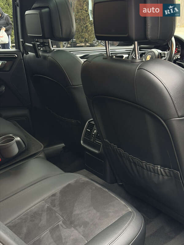 Позашляховик / Кросовер Porsche Macan 2015 в Хмельницькому