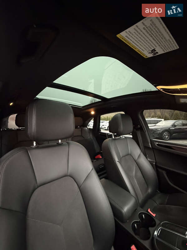 Позашляховик / Кросовер Porsche Macan 2015 в Хмельницькому