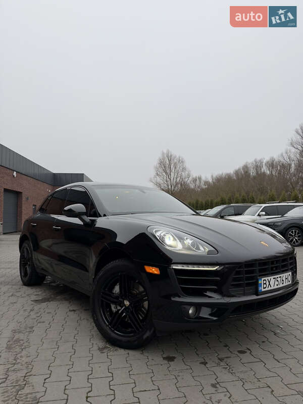 Позашляховик / Кросовер Porsche Macan 2015 в Хмельницькому