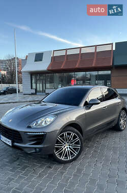Позашляховик / Кросовер Porsche Macan 2014 в Кривому Розі