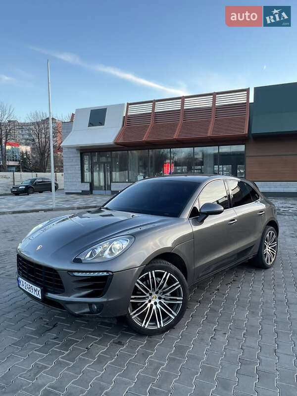 Внедорожник / Кроссовер Porsche Macan 2014 в Кривом Роге