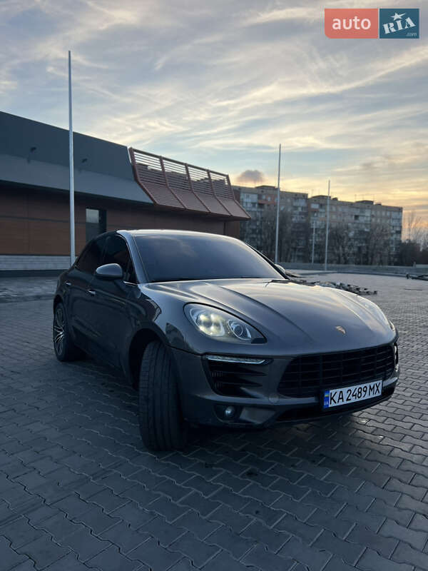Внедорожник / Кроссовер Porsche Macan 2014 в Кривом Роге