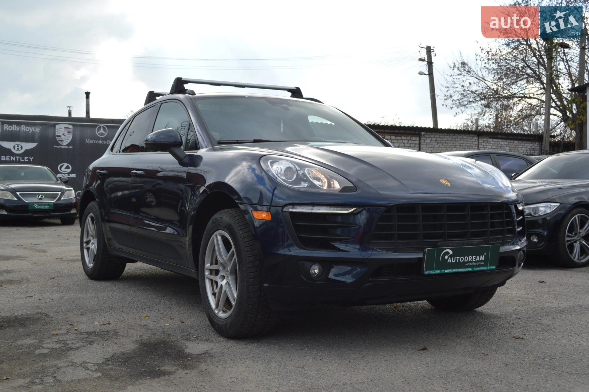 2016 Porsche Macan - мініатюра 2