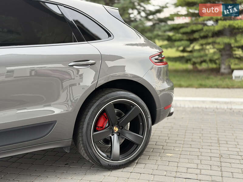 Внедорожник / Кроссовер Porsche Macan 2018 в Одессе