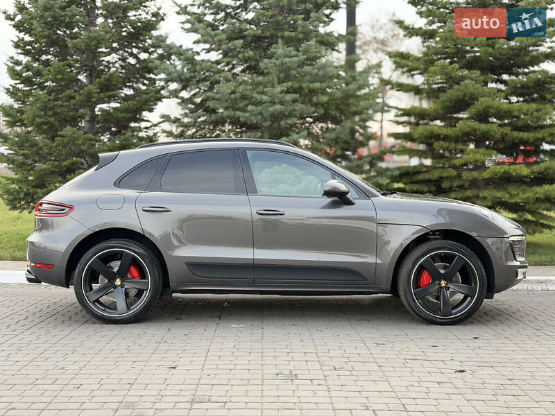 Внедорожник / Кроссовер Porsche Macan 2018 в Одессе