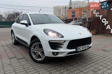 Внедорожник / Кроссовер Porsche Macan 2017 в Киеве