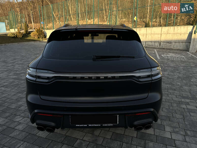 Позашляховик / Кросовер Porsche Macan 2024 в Львові