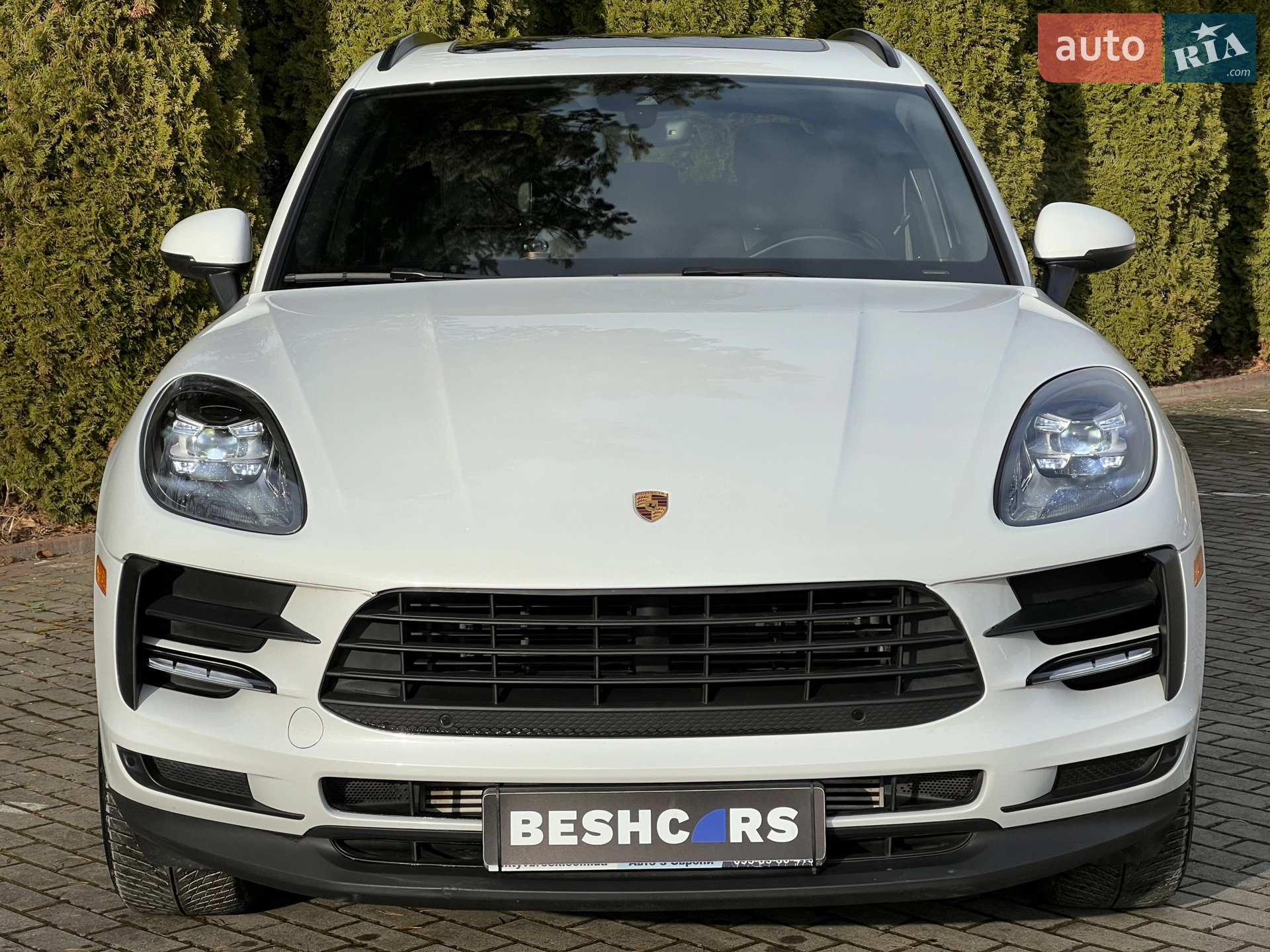 2021 Porsche Macan - мініатюра 2