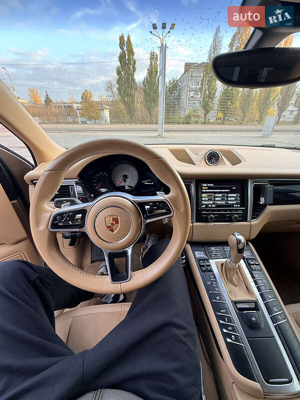 Внедорожник / Кроссовер Porsche Macan 2015 в Днепре