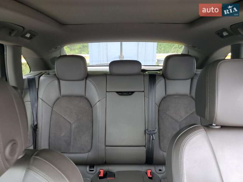 Внедорожник / Кроссовер Porsche Macan 2017 в Трускавце