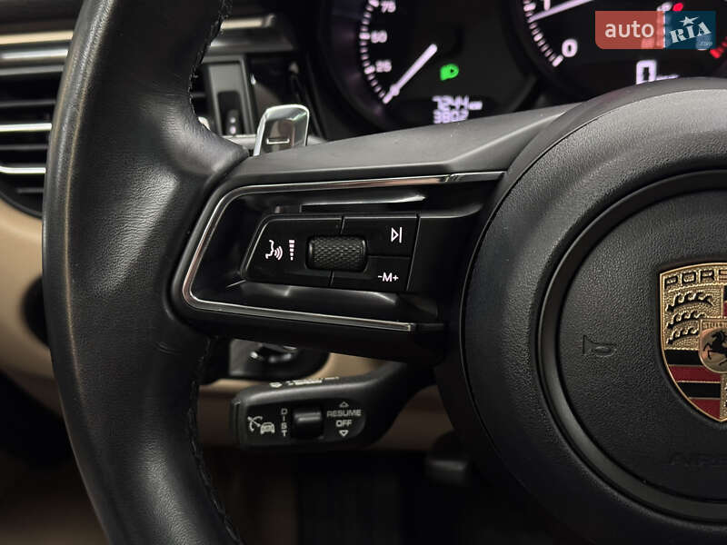 Внедорожник / Кроссовер Porsche Macan 2023 в Киеве