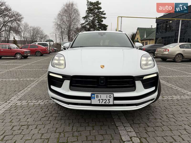 Позашляховик / Кросовер Porsche Macan 2021 в Києві